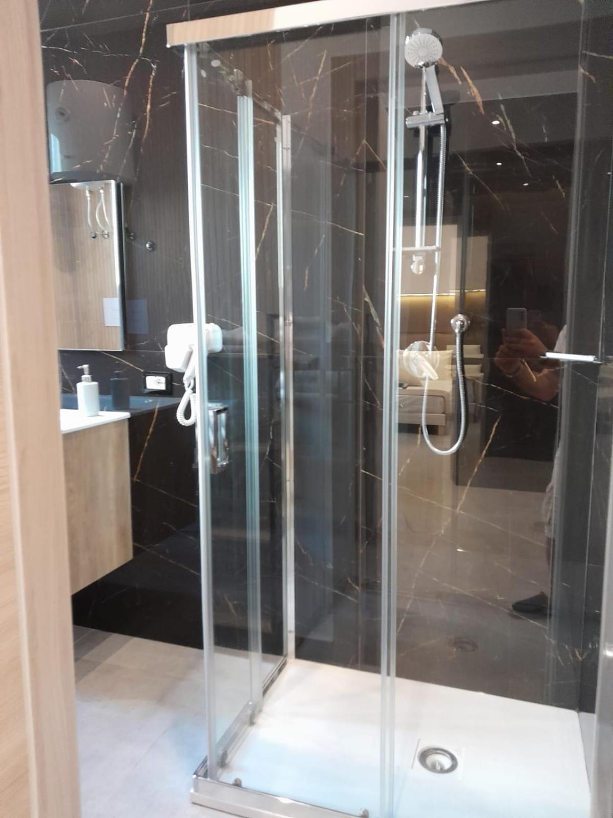 Baaria House Hotel Barcellona-Pozzo di Gotto Ngoại thất bức ảnh