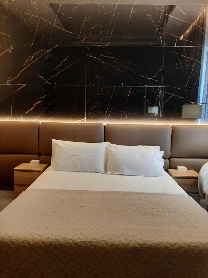 Baaria House Hotel Barcellona-Pozzo di Gotto Ngoại thất bức ảnh