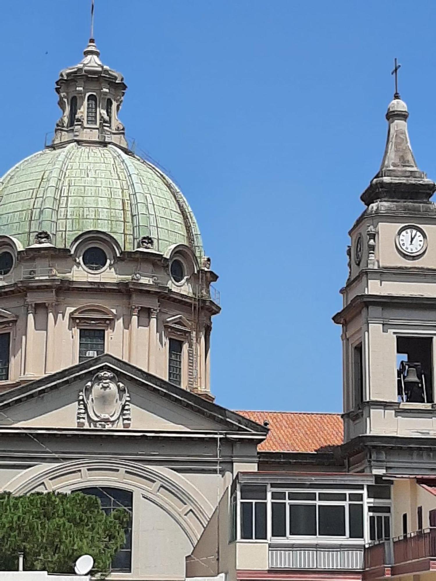 Baaria House Hotel Barcellona-Pozzo di Gotto Ngoại thất bức ảnh