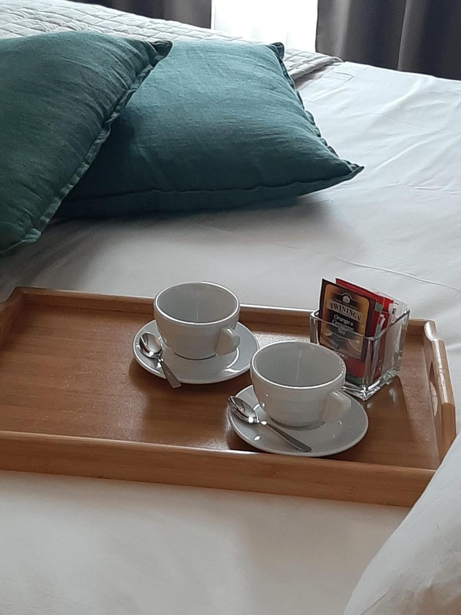 Baaria House Hotel Barcellona-Pozzo di Gotto Ngoại thất bức ảnh