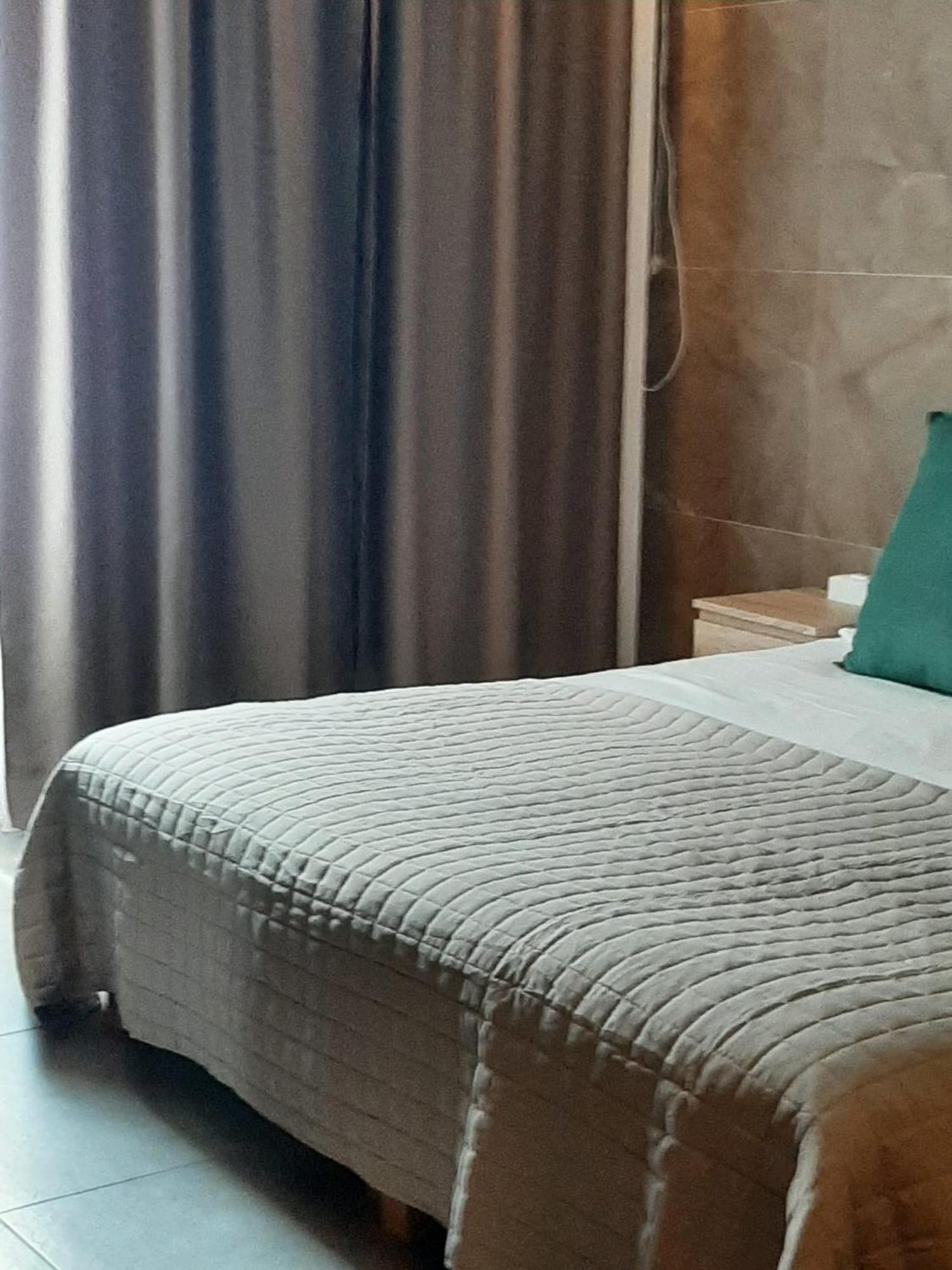 Baaria House Hotel Barcellona-Pozzo di Gotto Ngoại thất bức ảnh